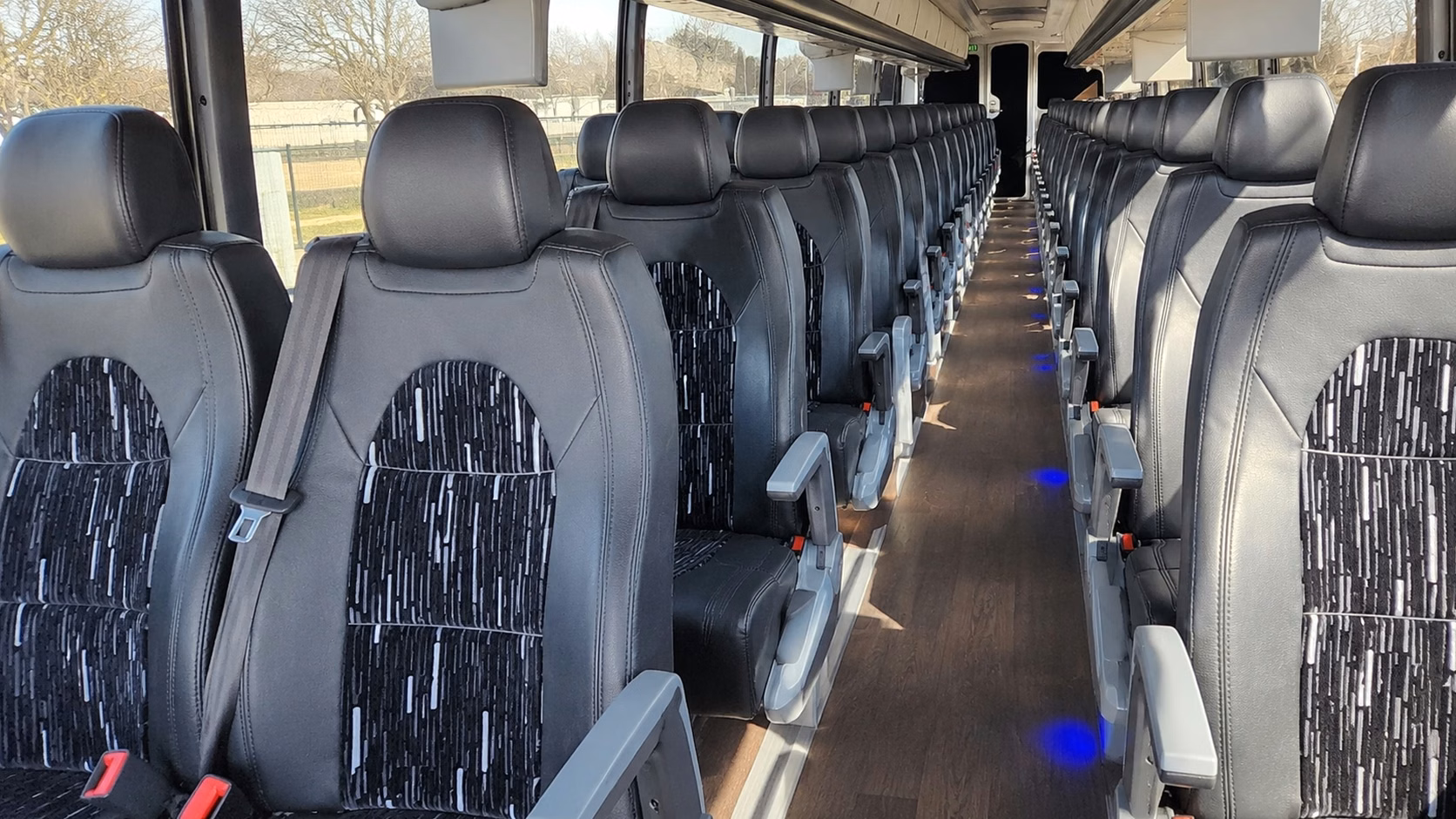charter buses for large woodbridge weddings with dozens of guests to move