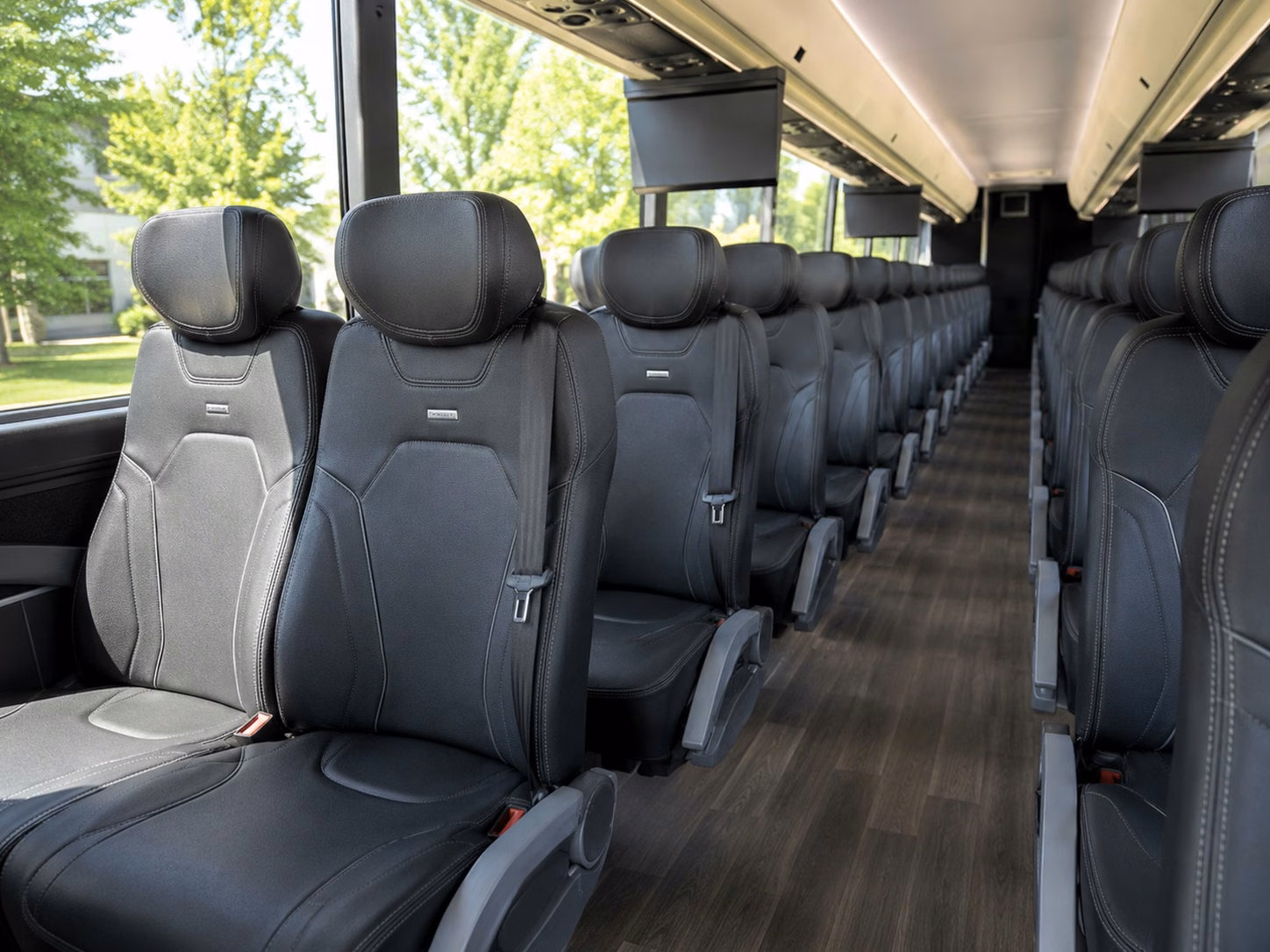 prom venues near woodbridge nj are easy to reach with a charter bus rental