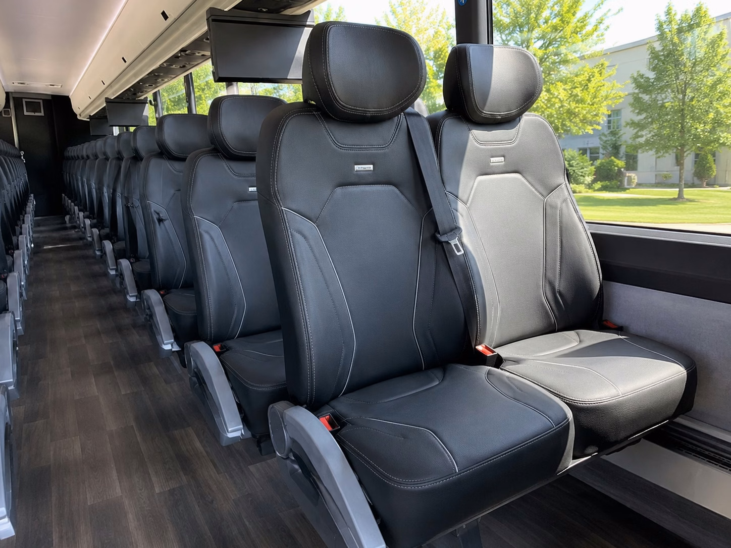 prudential center charter buses from woodbridge devils games concerts and more