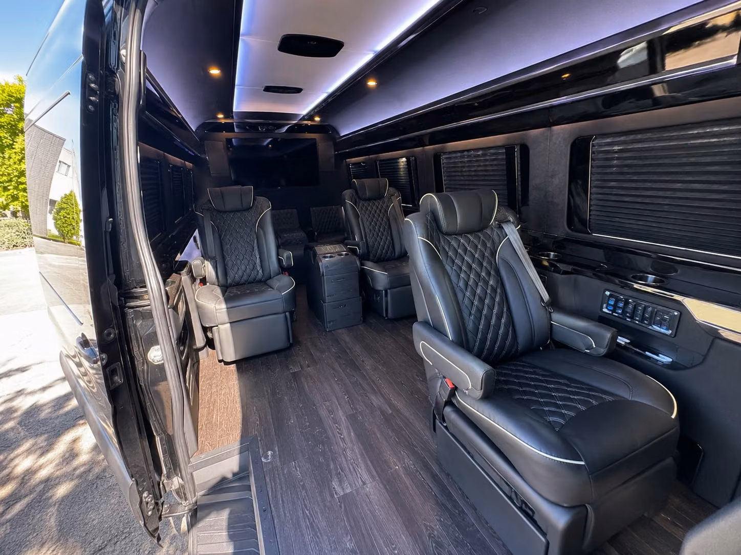woodbridge bus rentals for sports teams sporting events