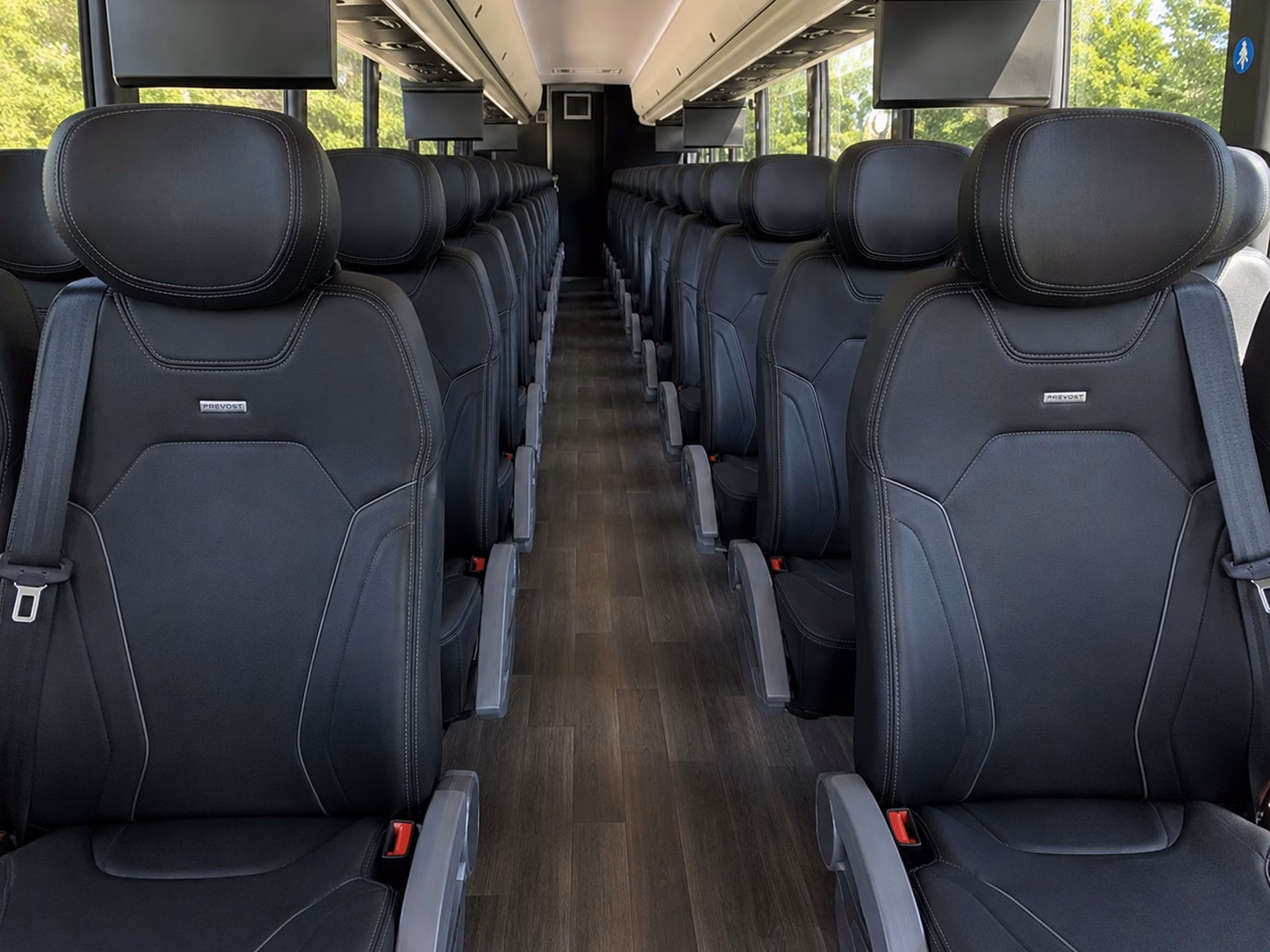 yankees mets and nyc stadium trips from woodbridge group bus rentals that cover the whole metro